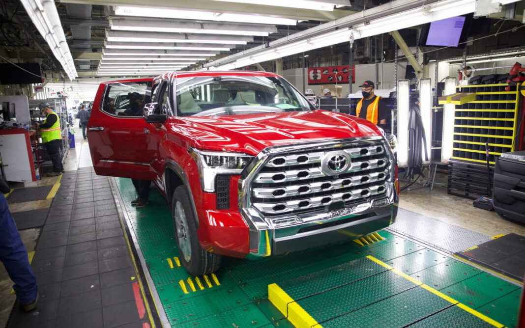 Toyota стала світовим лідером з продажу автомобілів у 2021 році