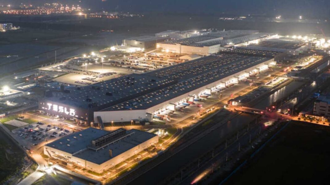 Tesla відкриває другий завод у Шанхаї та подвоює виробництво