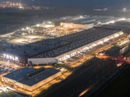 Tesla відкриває другий завод у Шанхаї та подвоює виробництво