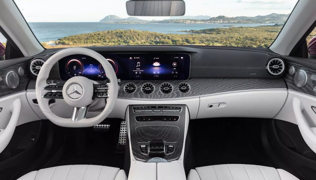 Mercedes-Benz откажется от механической коробки передач в 2023 году