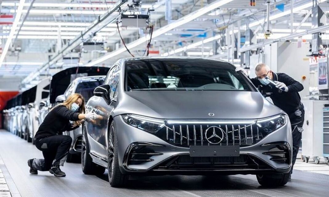 Mercedes шукає енергетичні варіанти заміни російського газу