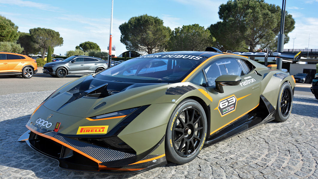 Официально: Lamborghini выступит в топ-классе "Ле-Мана" в 2024 году