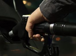 У Греції очікуються ціни на бензин у розмірі 3 євро за літр