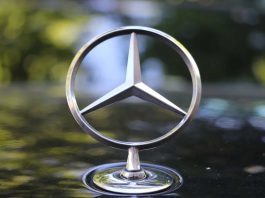 Прибуток Mercedes-Benz у II кварталі зріс на 7%