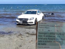 Mercedes-Benz E-Class потонув при спробі буксирувати човен
