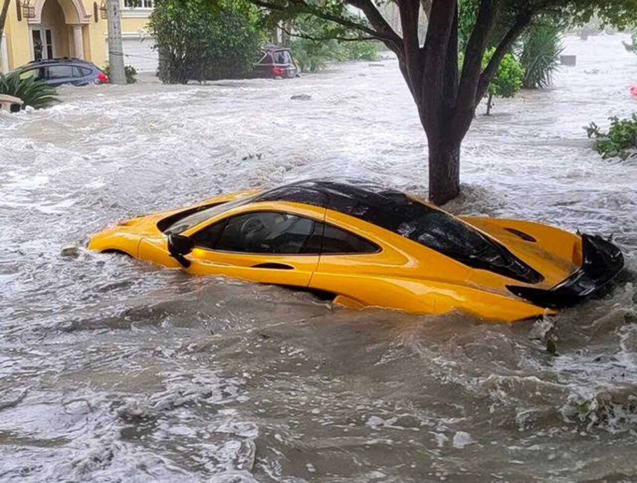 Ураган Иэн утопил миллионы автомобилей во Флориде