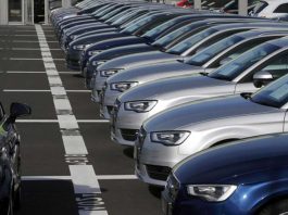 Продаж автомобілів в Європі зростає третій місяць поспіль