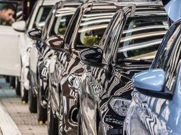 Виробництво та продаж автомобілів в Китаї скоротилися на 7,9%